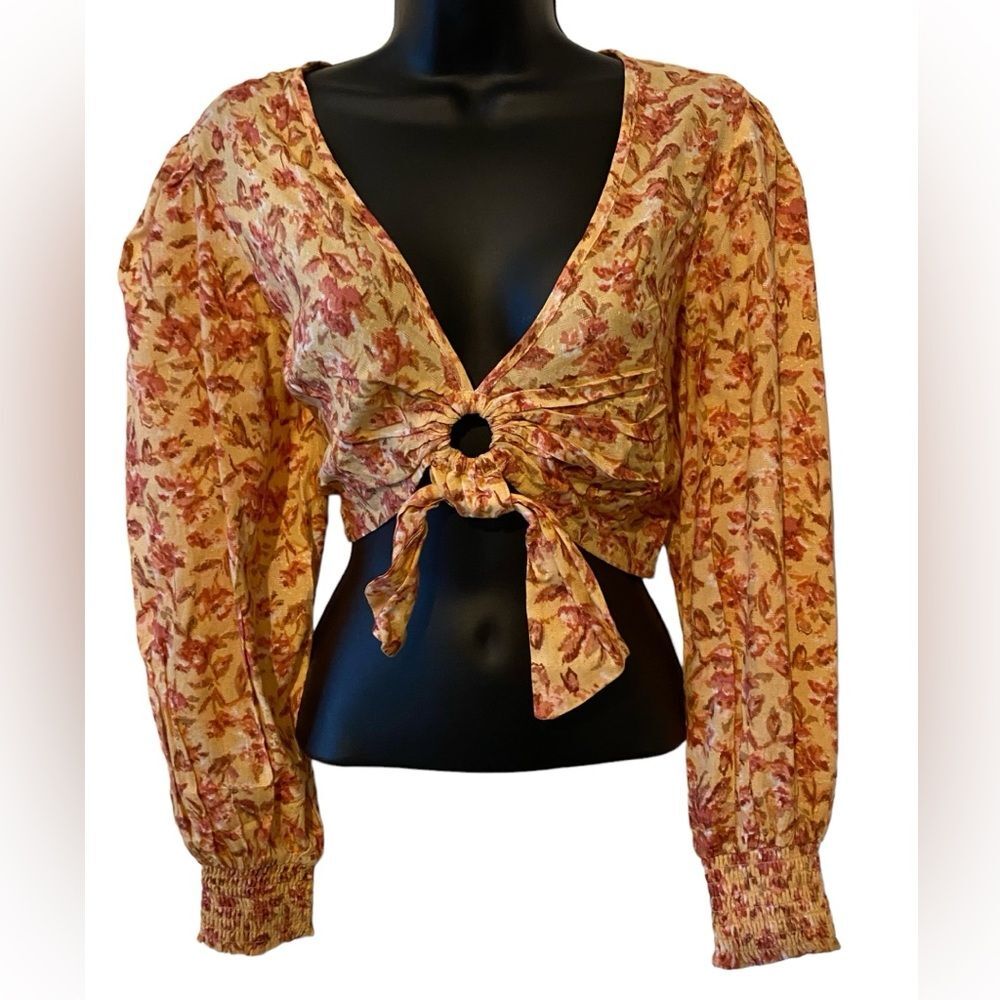 New Floral bohemian front tie crop top from Nordstroms by BOG Collective size S.